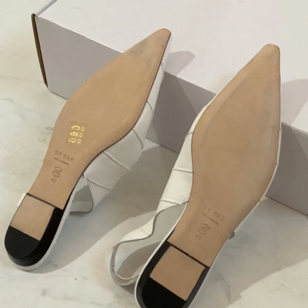 By Far Syd Flat, EU Size: 40